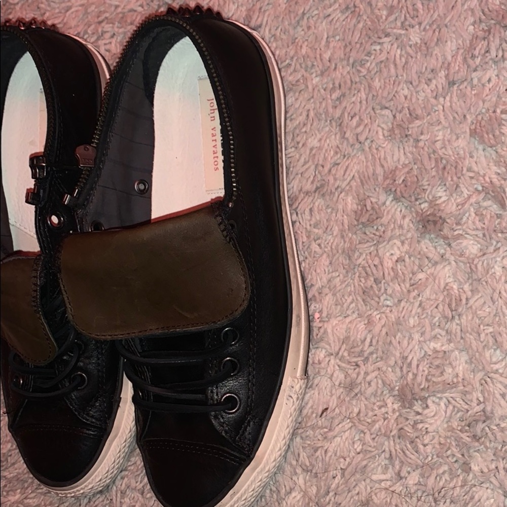 Shoes - Picture 2 of 2